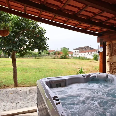 Casa De Tent'tugal 4* مونتمور-و-فلهو