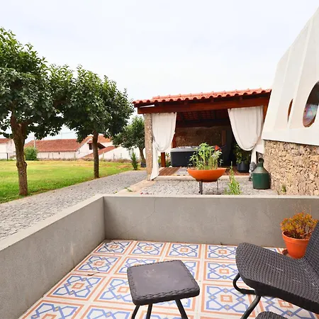 Casa De Tent'tugal 旧蒙特莫尔